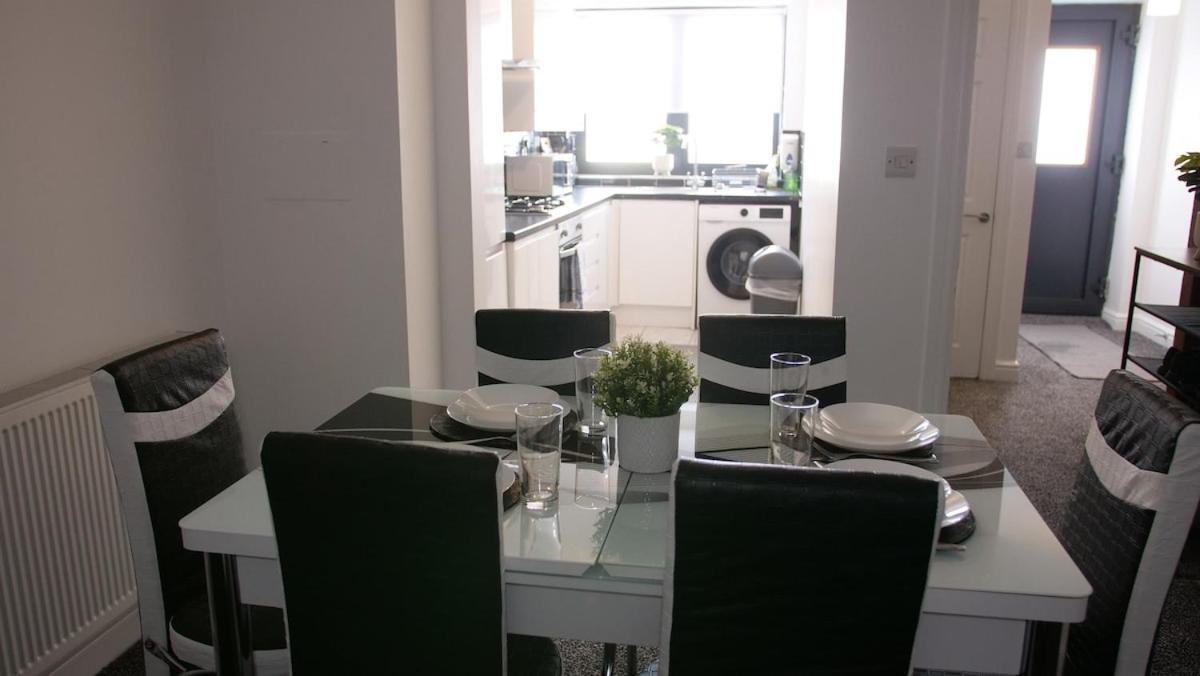 Appartamento Stylish 4 Bd Ft Ldn Parking Londra