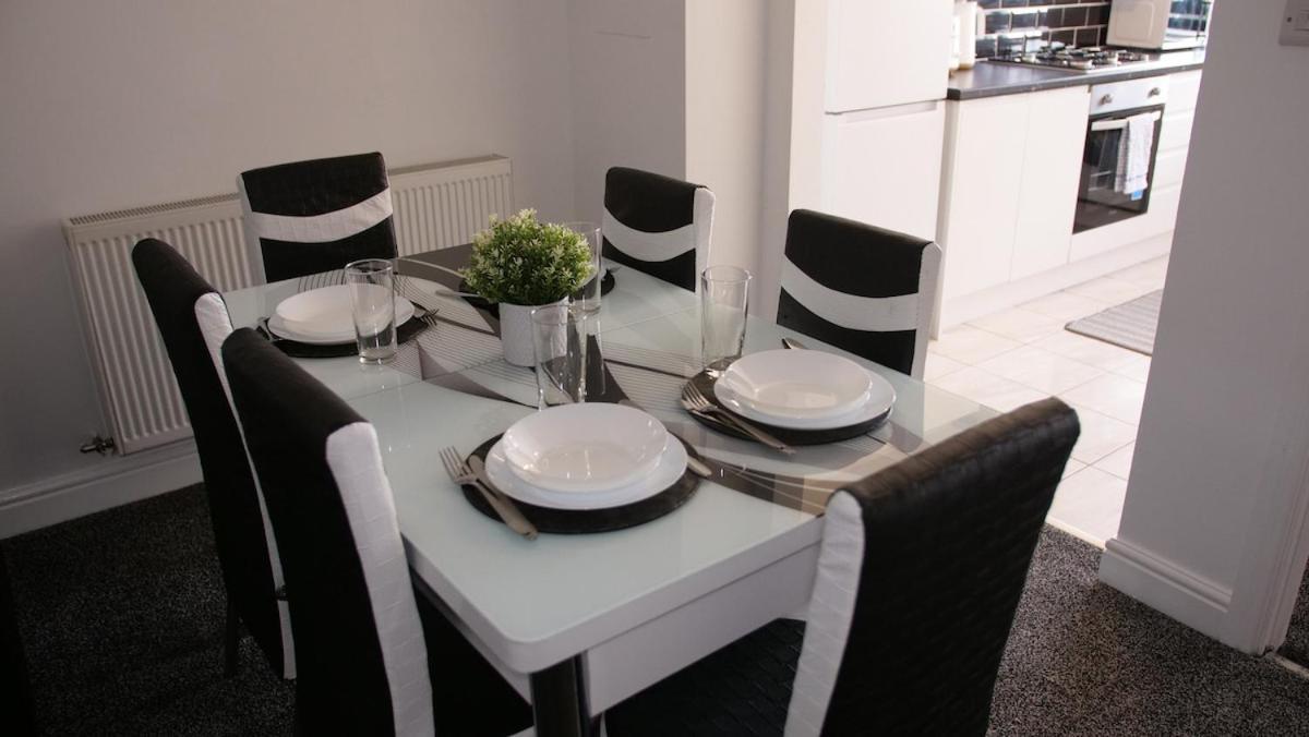 Appartamento Stylish 4 Bd Ft Ldn Parking