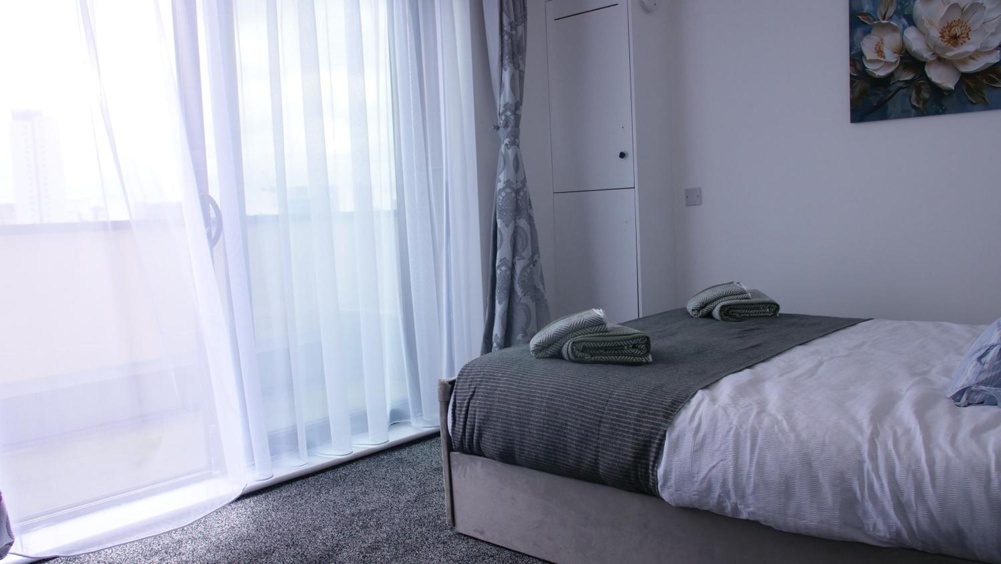 Appartamento Stylish 4 Bd Ft Ldn Parking